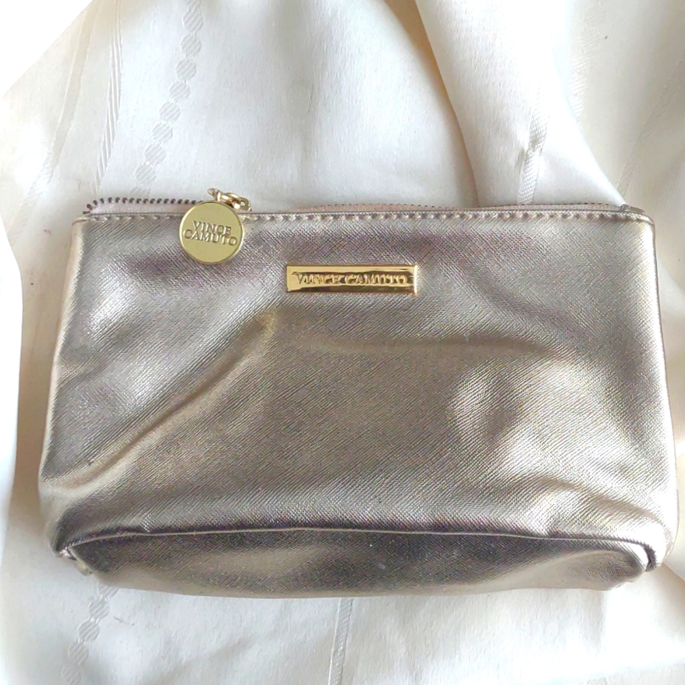 Vince Camuto